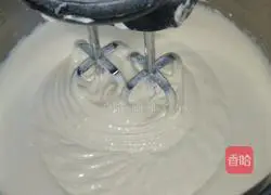 Illustration of how to make sponge raisin sandwich cake pieces 6