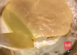 Illustration of how to make eight-inch chiffon cake 14