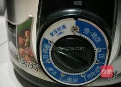 Strawberry Cake Roll Recipe Illustration 11