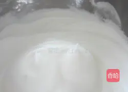 Illustration of how to make chiffon cake 12