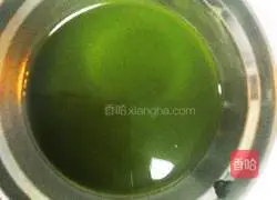 Illustration of how to make matcha chiffon cake 1