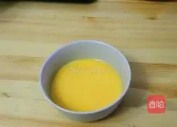 Illustration of how to make meat floss cake rolls 1