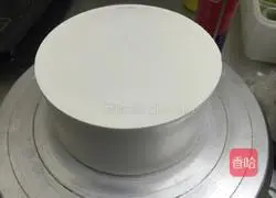 Cream Decorated Cake Recipe Illustration 4