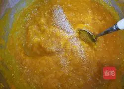 Illustration of how to make pumpkin hair cake 6