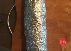 Illustration of how to make orange cake roll 16