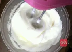 Illustration of how to make chiffon cake 5 