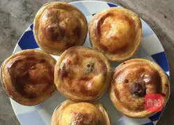 Illustration of how to make honey bean egg tart 5