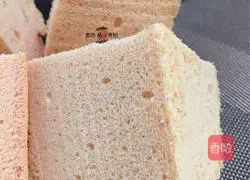 Six-inch Illustration of how to make chiffon cake 1