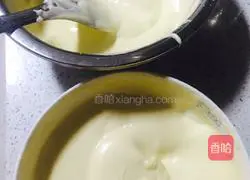 Two-color chiffon cake Illustration of how to do it 11