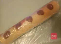 Illustration of how to make pattern roll cake 17
