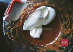 Cocoa Cake Roll Recipe Illustration 5