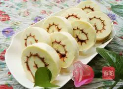 Strawberry Jam Cake Roll Recipe Illustration 22