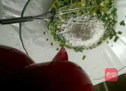 Illustration of how to make green onion egg pancake 7
