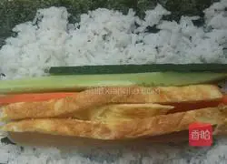 Illustration of how to make mustard with sushi 3