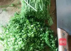 Illustration of how to make fennel meat and vegetable cake 1