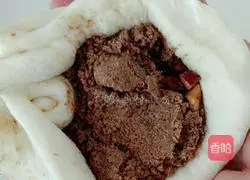Illustration of how to make brown sugar and red date dough cake 6