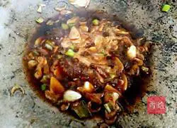 Illustration of how to make golden tofu and braised cake 8