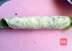 Illustration of how to make burritos 15