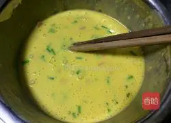 Illustration of how to make ham and egg pancakes 4