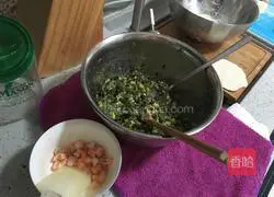 Illustration of how to make three-fresh stuffed pie 1