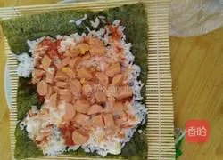 Illustration of how to make Japanese Big Mac Sushi (not pretty but delicious) 12