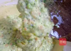 Illustration of how to make shrimp and vegetable cakes for food supplement 5