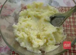 Apple Potato Cake Recipe Illustration 3