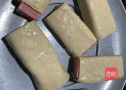 Illustration of how to make ham burrito 4