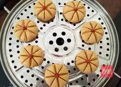 Illustration of steamed sweet potato cakes 12