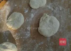 Illustration of how to make meat cakes 3