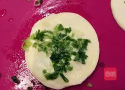 Crispy scallion pancake recipe 4
