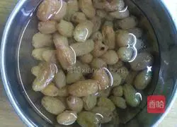 Illustration of how to make cranberry cake with different flavors 1