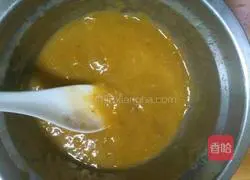 Banana Illustration of how to make waffles 2