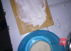 Illustration of how to make hand-torn cakes 1