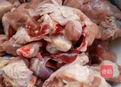 Illustration of how to make a rooster drink cake 1