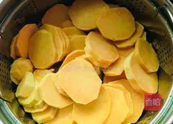 Egg Yolk Crisp (Sweet Potato Version) Illustration 2 