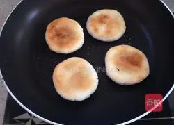 Illustration of making glutinous rice cakes 4