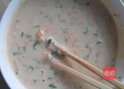 Illustration of how to make carrot egg pancake 3