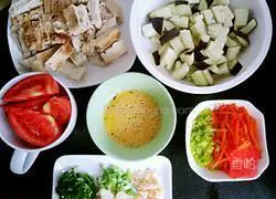 Illustration of how to make golden tofu and braised cake 6