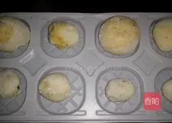 Illustration of how to make bean paste and crab cakes 11