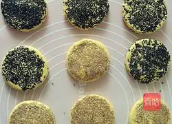 Recipe for Zhixiang Bean Paste Pumpkin Cake (Electric Baking Pan Version) 9