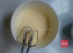 Strawberry Cream Banana Muffins Recipe Illustration 6