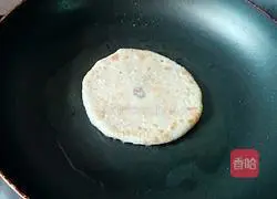 Illustration of how to make meat pancakes 6