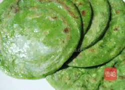 Illustration of how to make celery and green onion pancakes 9