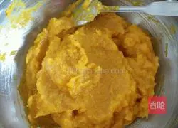 Illustration of how to make pumpkin cake 4