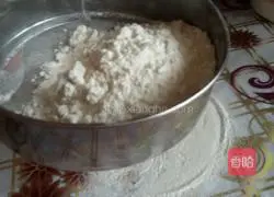 Illustration of how to make mung bean cake 10