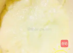 Illustration of how to make mashed fish and potato cakes 2