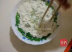 Illustration of how to make crispy leek pancakes 4