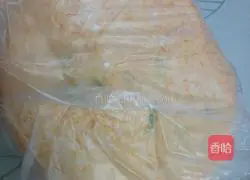 Illustration of how to make simple pumpkin cake (the cover is quick-frozen and then fried, so it looks ugly)