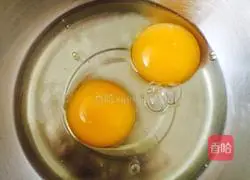 Illustration of how to make egg pancakes 1